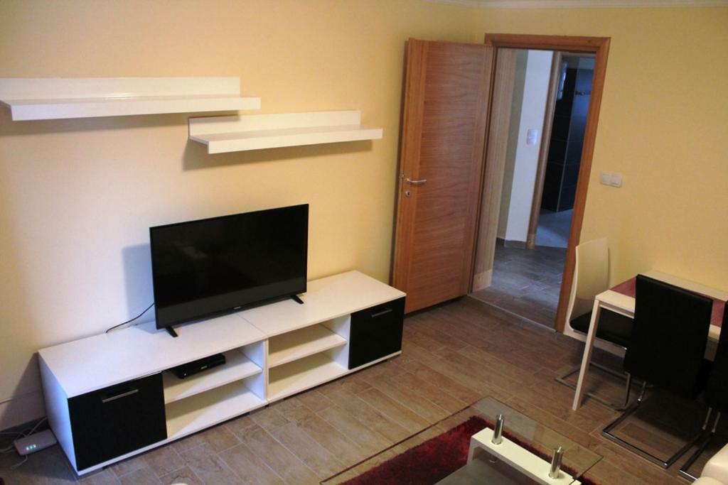 Apartment Sax Jezera Eksteriør billede