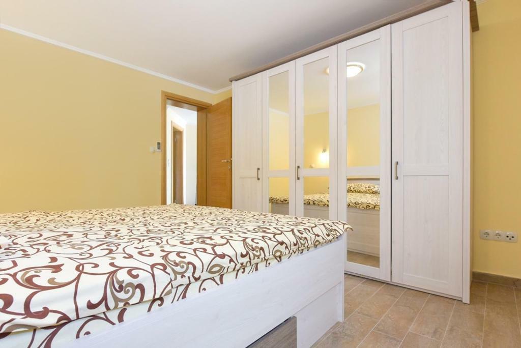 Apartment Sax Jezera Eksteriør billede